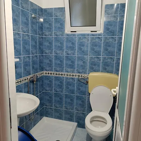 Alehandro Aparthotel *